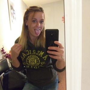 Meet your Posher, Marie